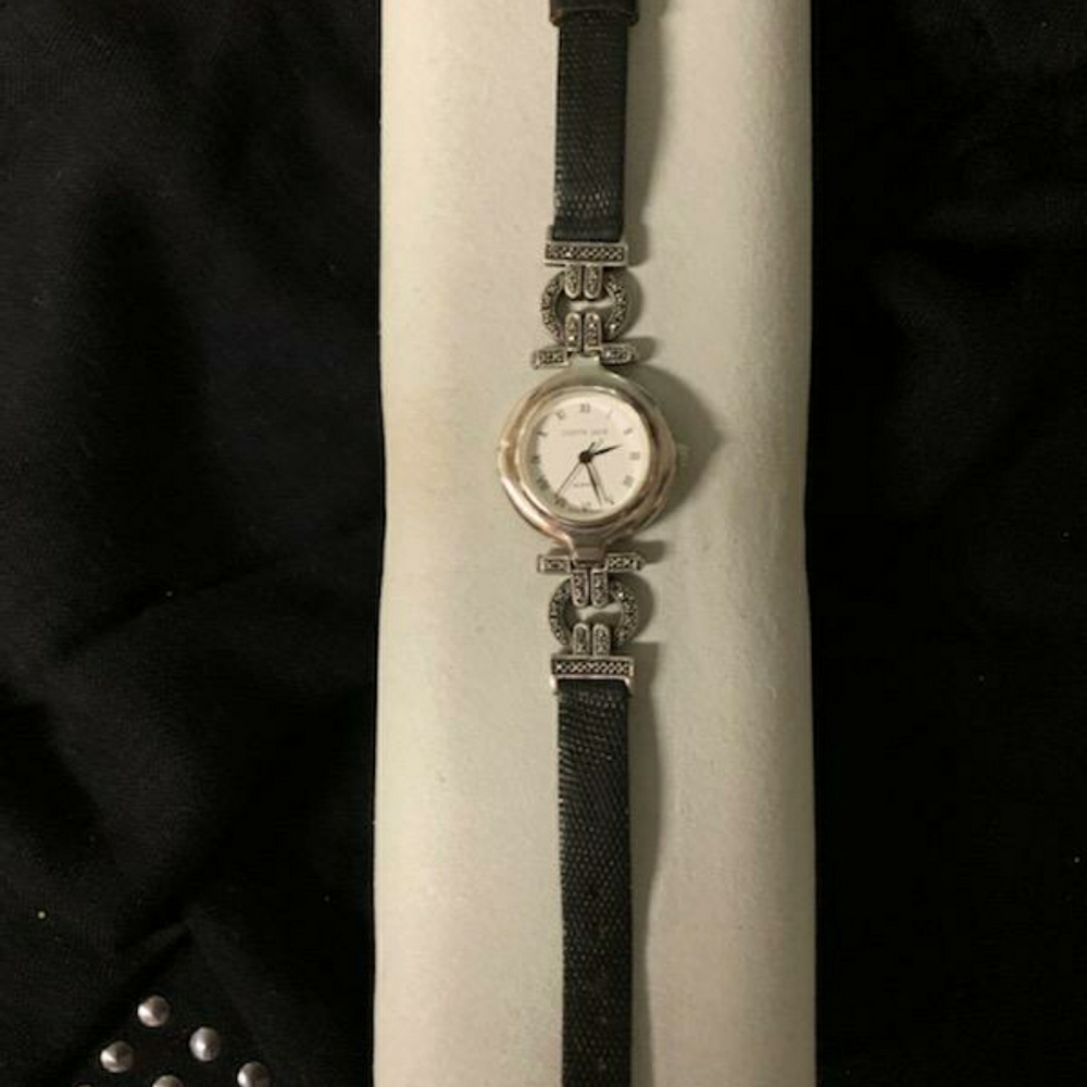 Judith Jacks Women's Watch